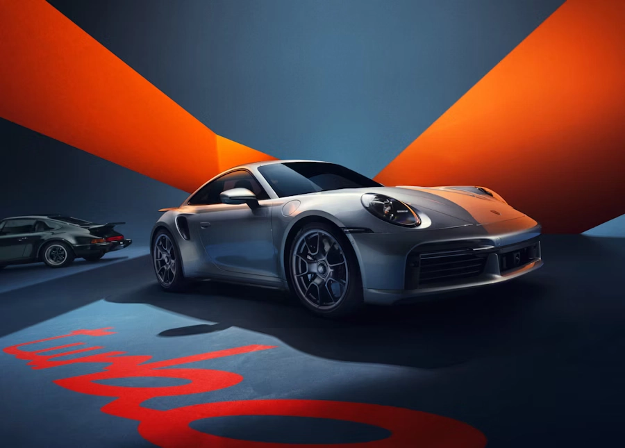 911