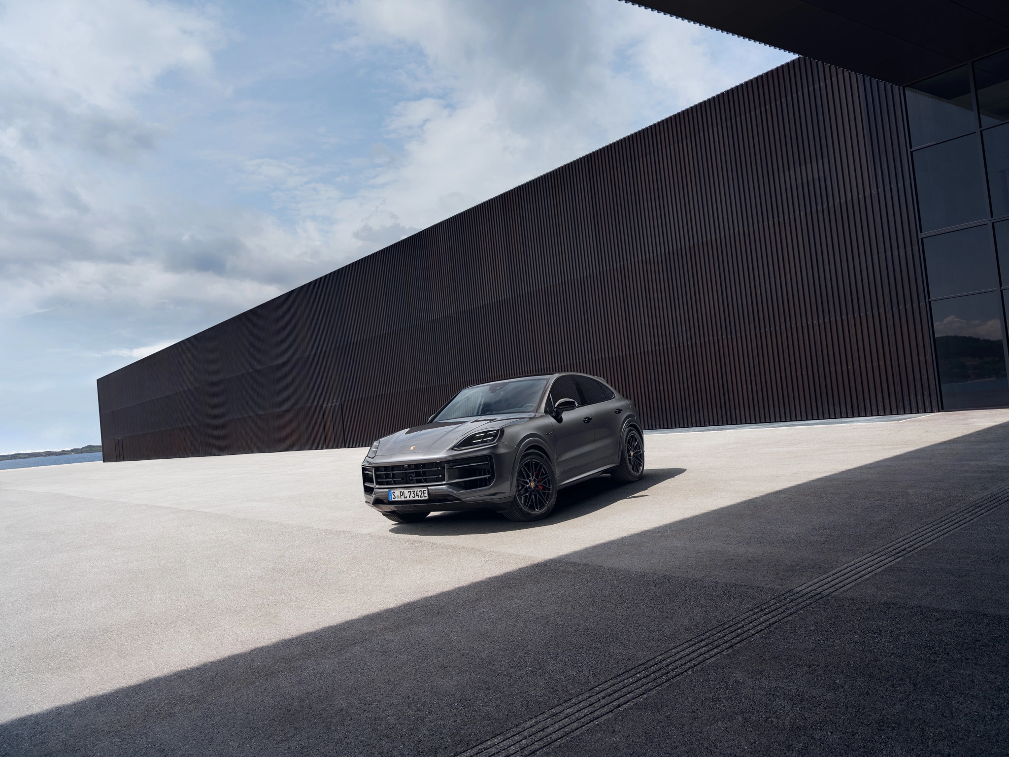 Cayenne Black Edition