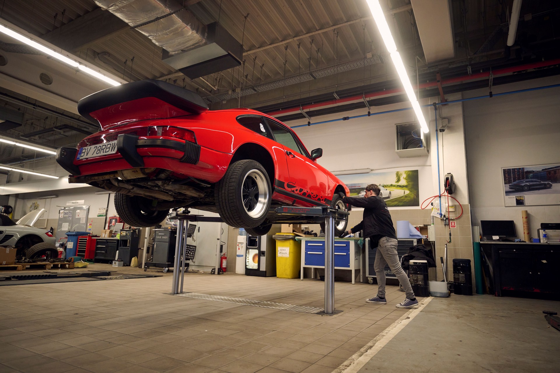 Lansare Porsche Clasic