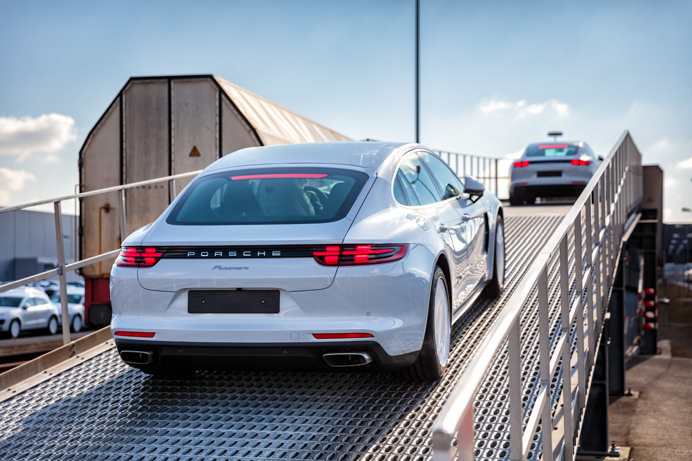 Porsche reduce emisiile de CO2 cu ajutorul unui sistem logistic sustenabil