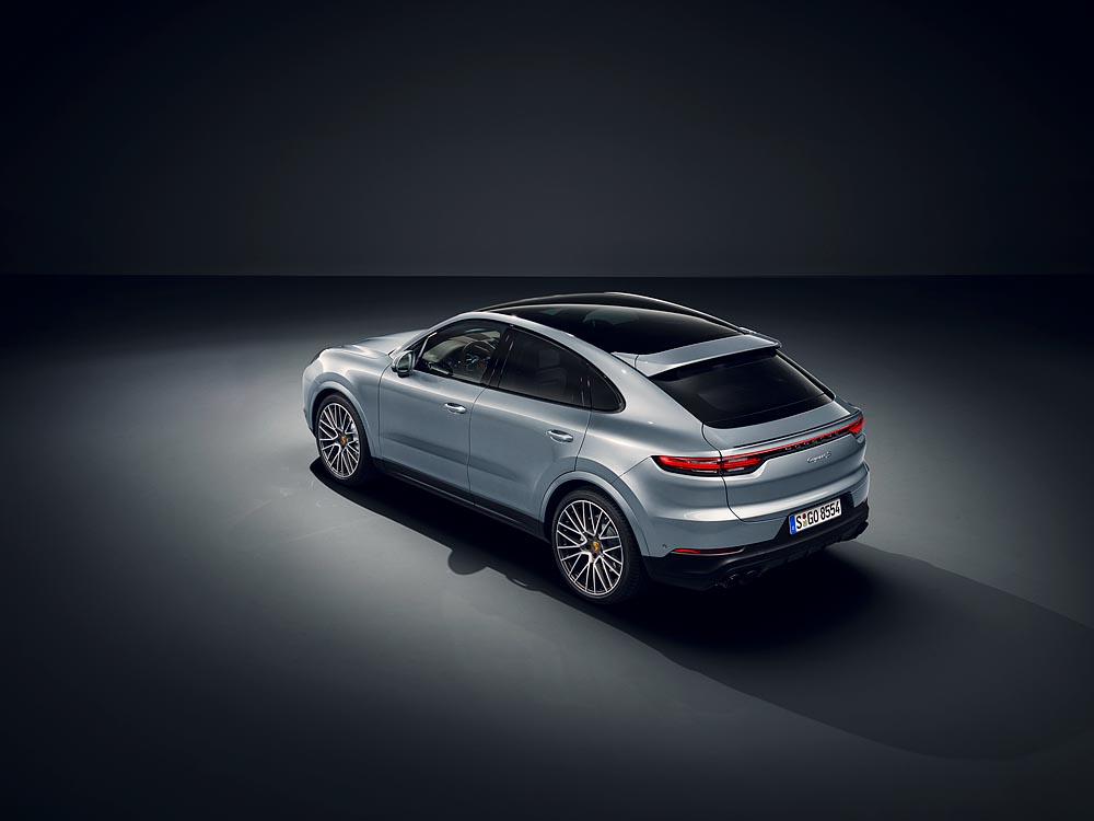 Disponibil la comandă: noul Cayenne S Coupé de 440 CP