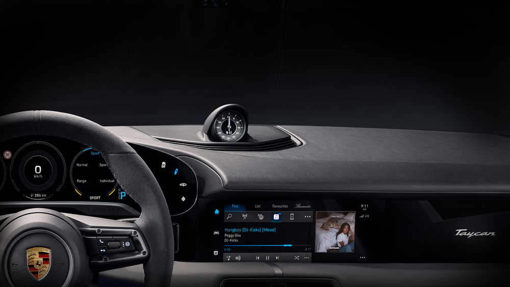 Porsche Taycan va avea instalată aplicația Apple Music