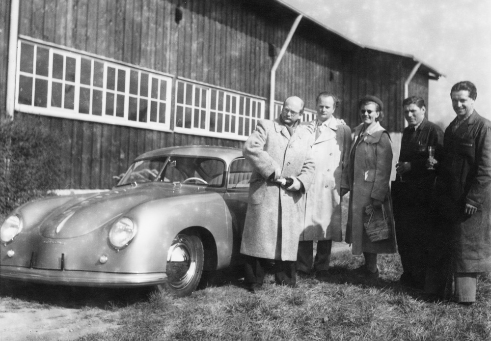 70 de ani de livrări la fabrica Stuttgart-Zuffenhausen