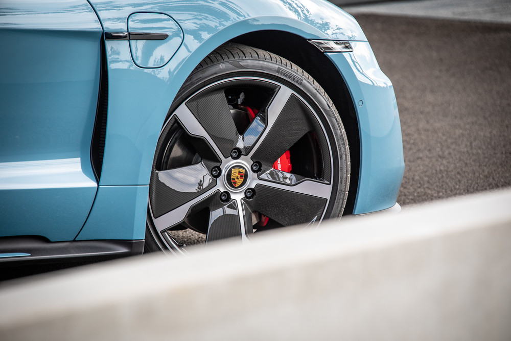 Porsche raportează o cerere puternică în primele nouă luni