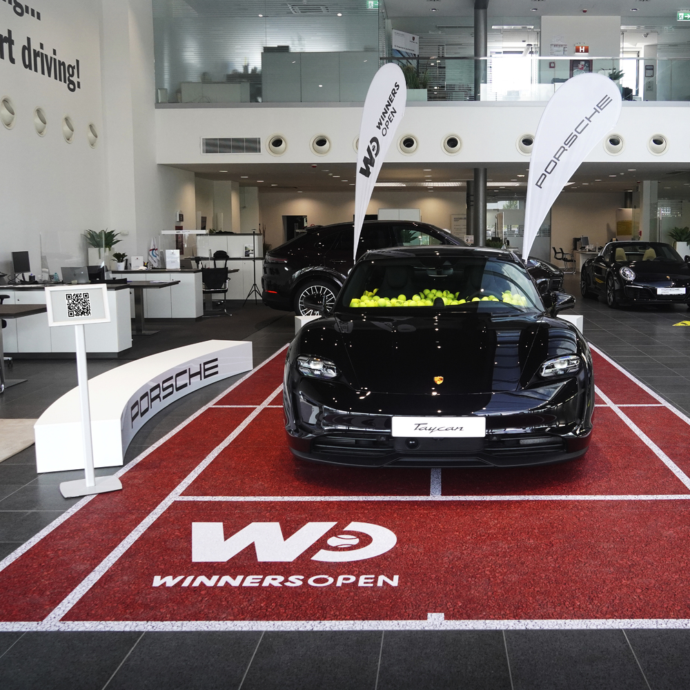 Porsche, mașina oficială a turneului Winners Open in Cluj, pune în joc 16 modele complet electrice Taycan