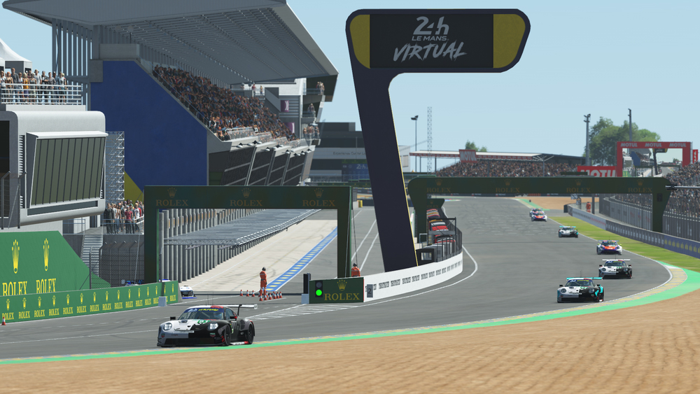Porsche își propune să-și apere titlul la cursa virtuală de 24 de ore de la Le Mans