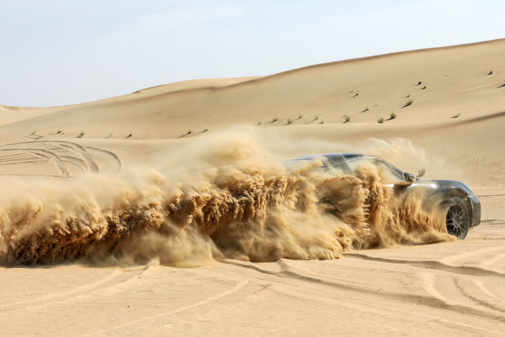 Porsche 911 Dakar - succes deplin la testele pe macadam, nisip și zăpadă