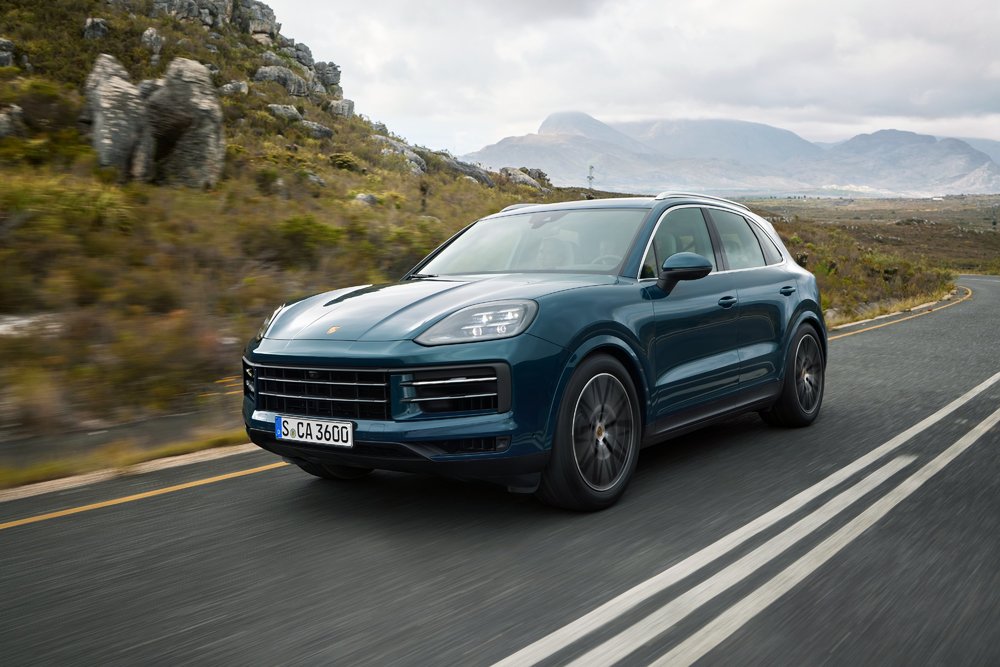 Mai mult lux, mai multă performanță: Porsche prezintă noul Cayenne