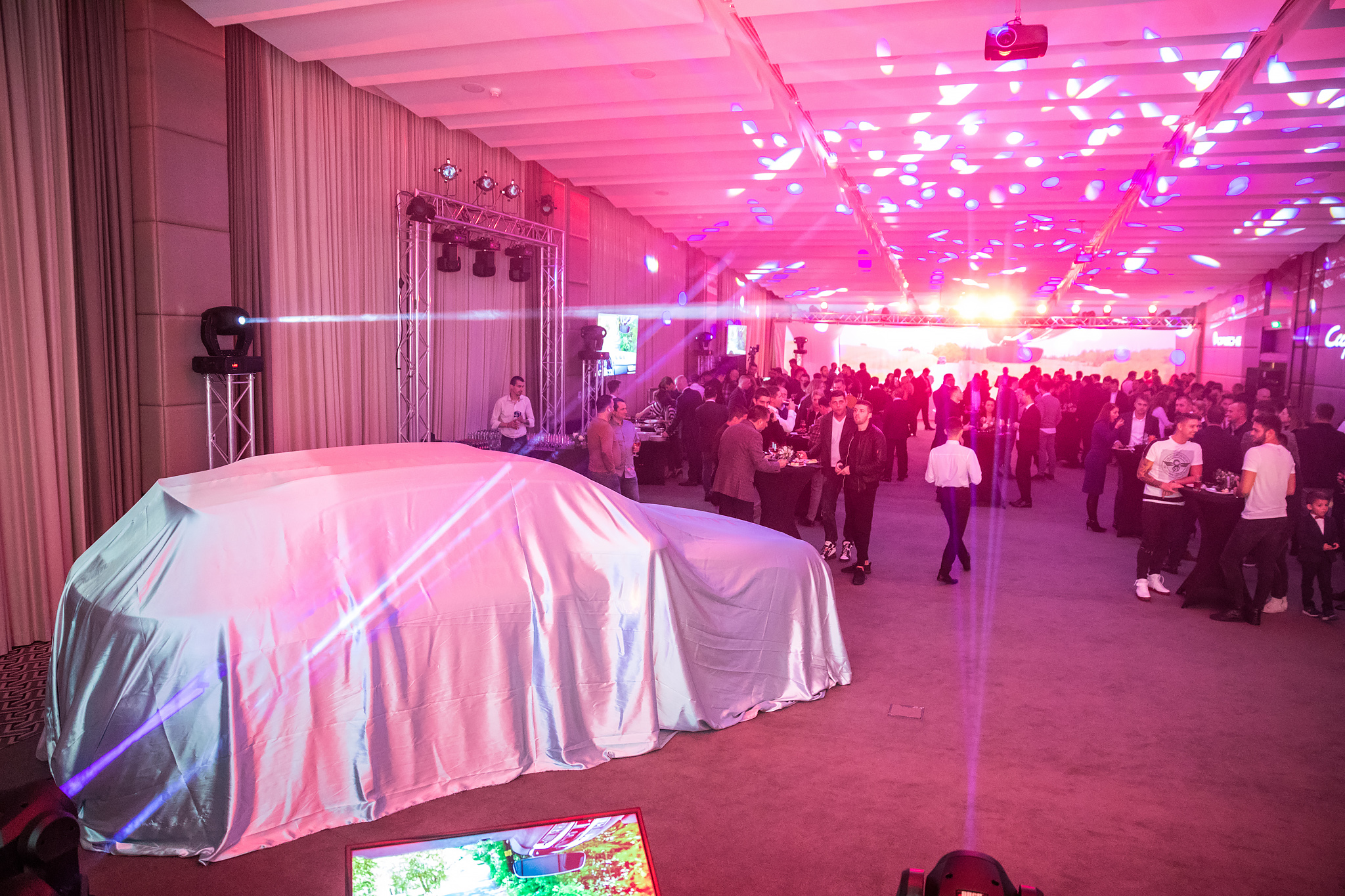 Lansare Cayenne Stejarii Country Club